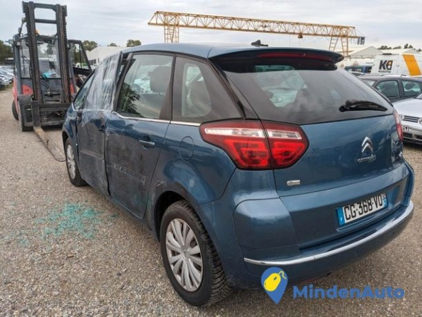 citroen-c4-picasso-16-hdi-111-selection-auto-motor-16-ltr-82-kw-hdi-fap-big-2