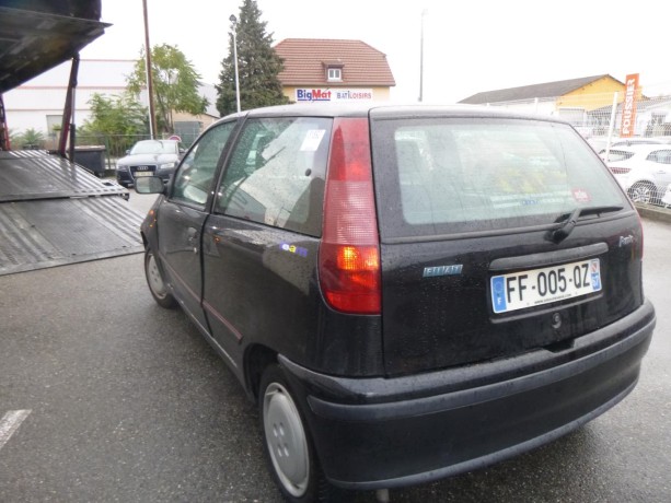 fiat-punto-1-big-3