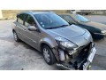 renault-clio-3-phase-2-break-12088340-small-2