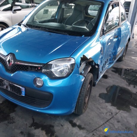 renault-twingo-iii-10-sce-70-zen-essence-338408-big-2