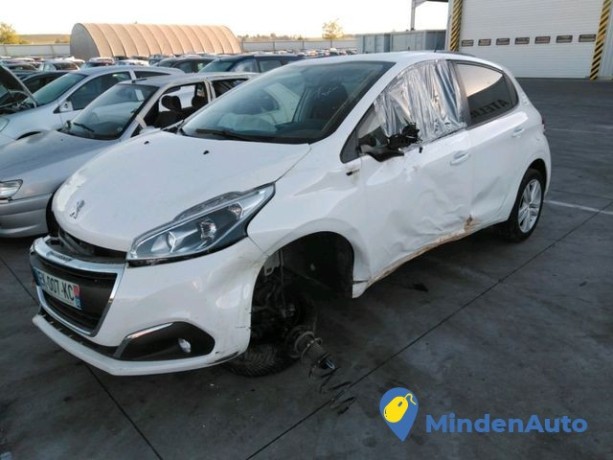 peugeot-208-big-3