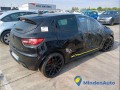 renault-clio-rs-small-2