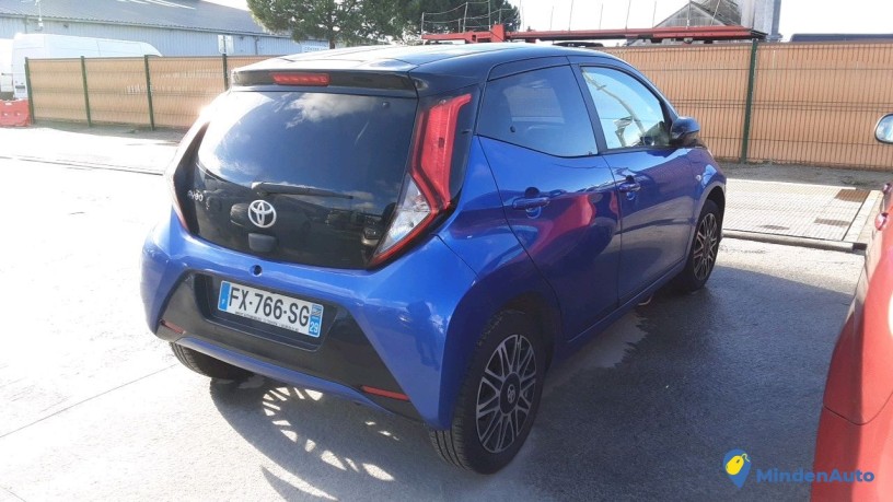 toyota-aygo-fx-766-sg-big-3