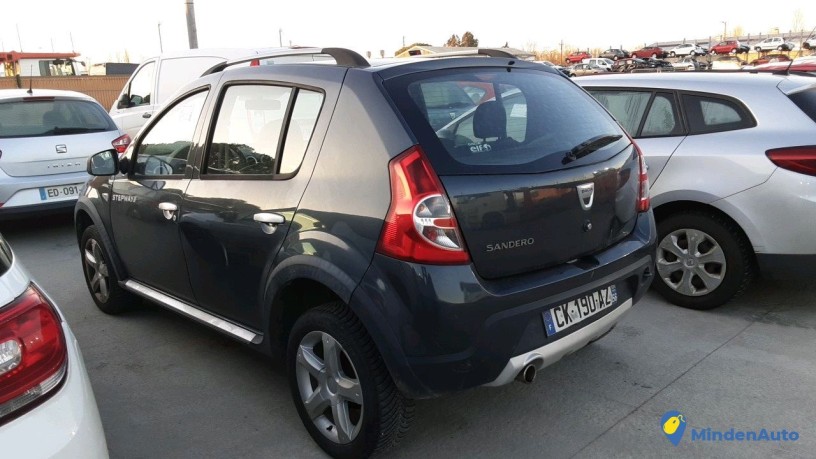 dacia-sandero-ck-190-az-big-2