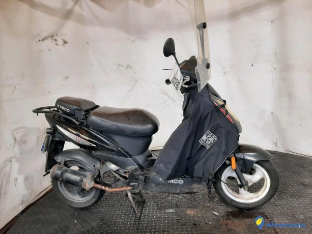 kymco-agility-essence-big-1