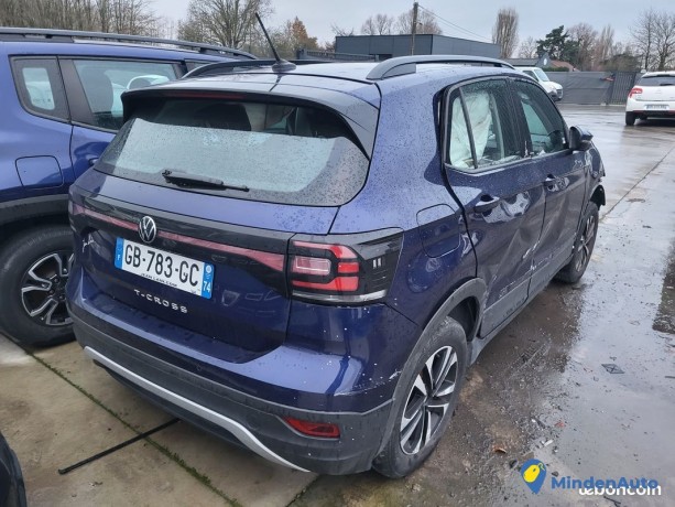 volkswagen-t-cross-tsi-110cv-dsg7-accidentee-big-1