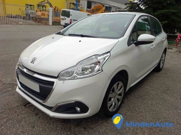 peugeot-208-stecargo-15-hdi-100-big-0