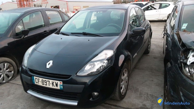 renault-clio-cf-897-kw-big-0