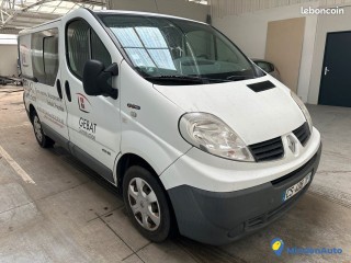 Renault trafic 5 places 2.0 dci 115ch