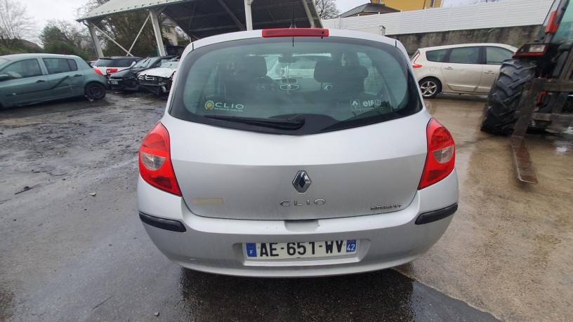 renault-clio-3-big-4