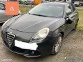 alpha-romeo-giulietta-105ch-endommage-carte-grise-ok-small-0