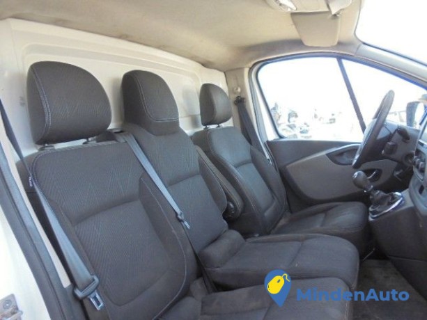 renault-trafic-16-dci-115-dq312-big-4