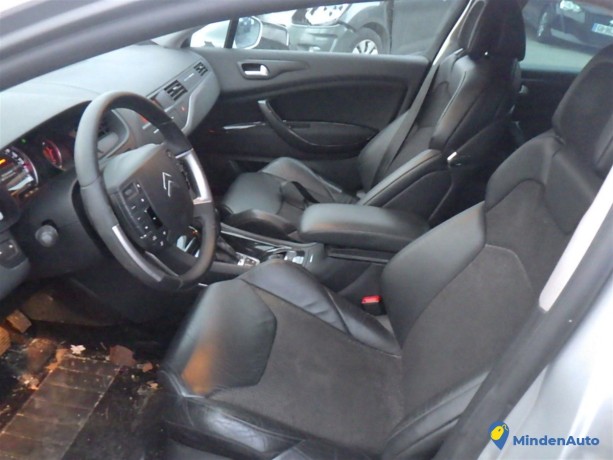 citroen-c5-ii-tourer-20-hdi-138ch-fap-big-4