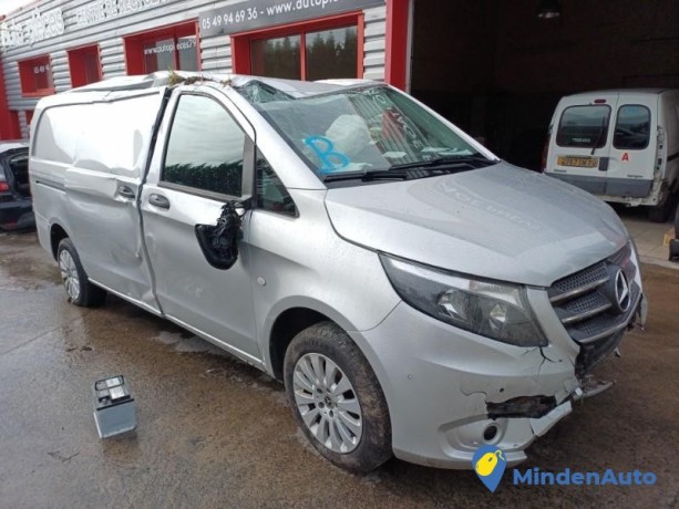 mercedes-vito-447-phase-1-12750306-big-3