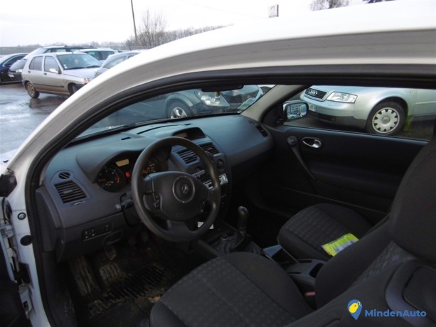 renault-megane-ii-15-dci-soc-big-4