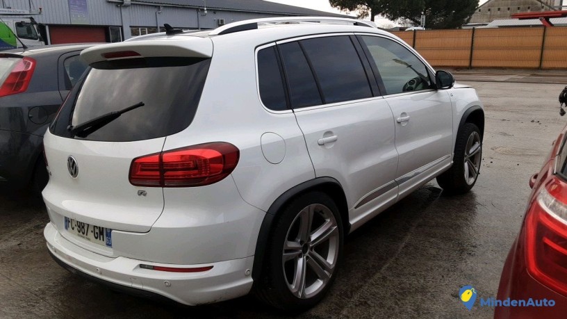 volkswagen-tiguan-fc-987-gm-big-2