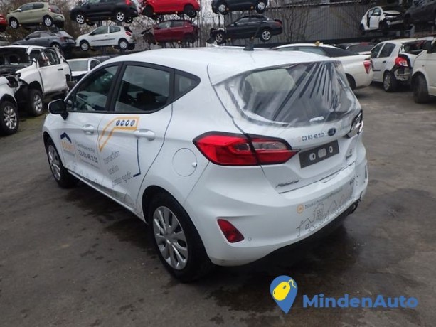 ford-fiesta-10i-ecoboost-big-2