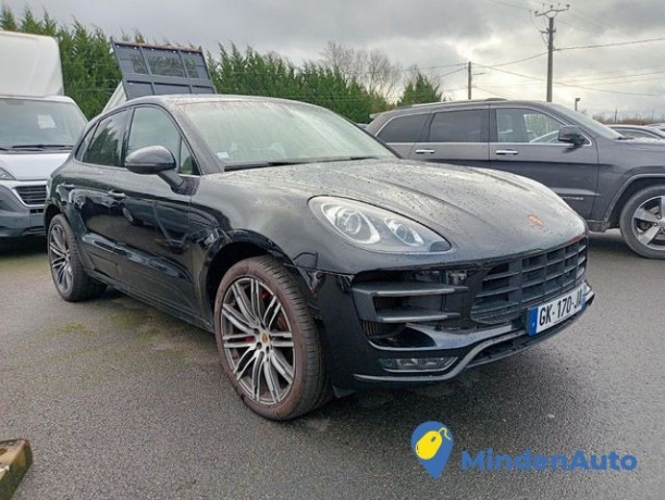 porsche-macan-turbo-big-1