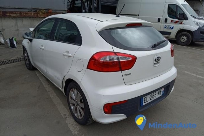 kia-rio-12l-85cv-c16-big-1