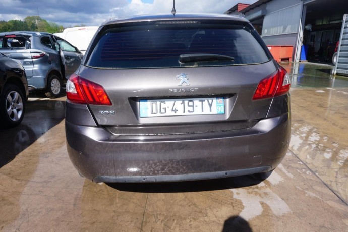 peugeot-308-2-big-6