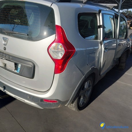 dacia-lodgy-12-tce-115-stepway-essence-big-3