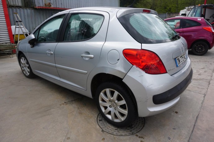 peugeot-207-big-6