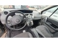 renault-scenic-2-small-1