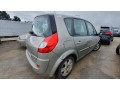 renault-scenic-2-small-8