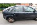 ford-focus-2-small-4