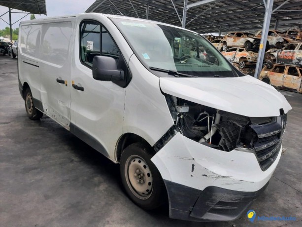 renault-trafic-l2h1-20-bluedci-130-gazole-big-3