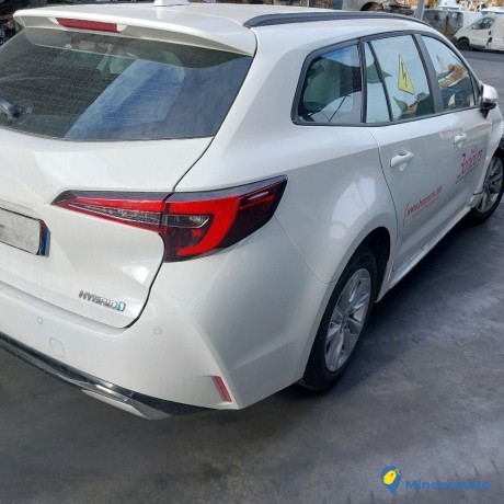 toyota-corolla-xii-18-hyb-122h-sport-essence-electrique-non-rechargeable-big-1