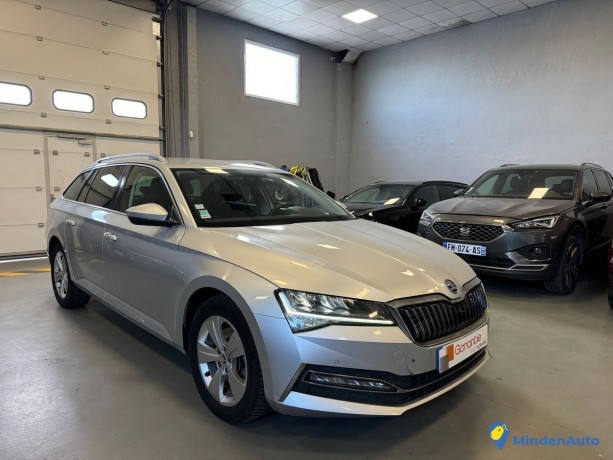 skoda-superb-combi-218cv-phev-hybrid-de-2020-big-2