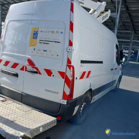 renault-master-23-dci-145-nacelle-gazole-big-3