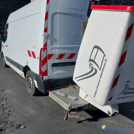 renault-master-23-dci-145-nacelle-gazole-big-1