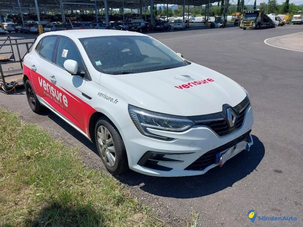 renault-megane-iv-15-bluedci-115-gazole-big-0