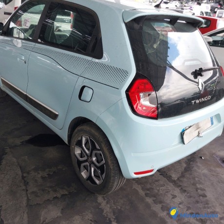 renault-twingo-iii-2-10-sce-65-essence-big-0