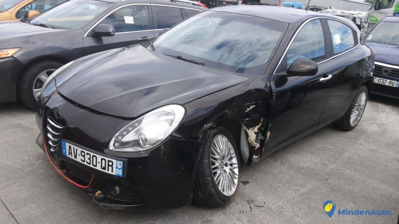 alfa-giulietta-av-930-qr-big-3