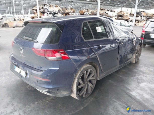 volkswagen-golf-viii-20-tdi-150-r-line-d-gazole-big-3