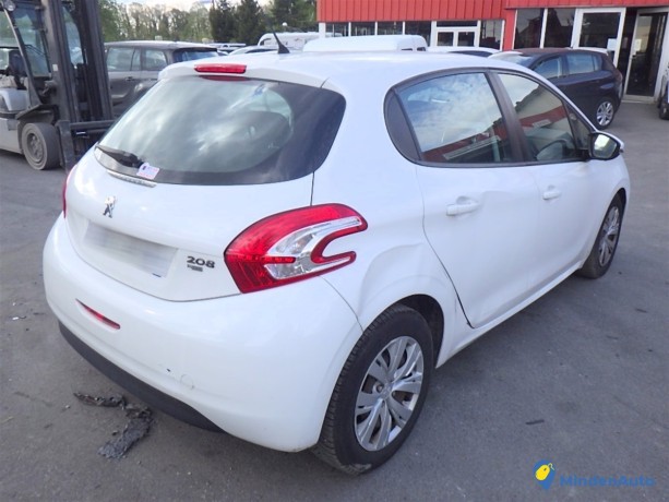 peugeot-208-phase-1-16-e-hdi-92-cv-big-1