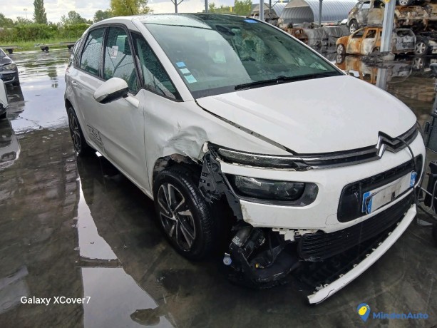 citroen-c4-picasso-ii-16-bhdi-100-gazole-big-3