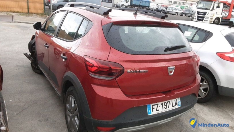 dacia-sandero-fz-197-lw-big-3