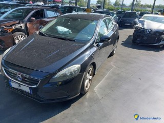 VOLVO V40 II 1.6 D2 115 - GAZOLE