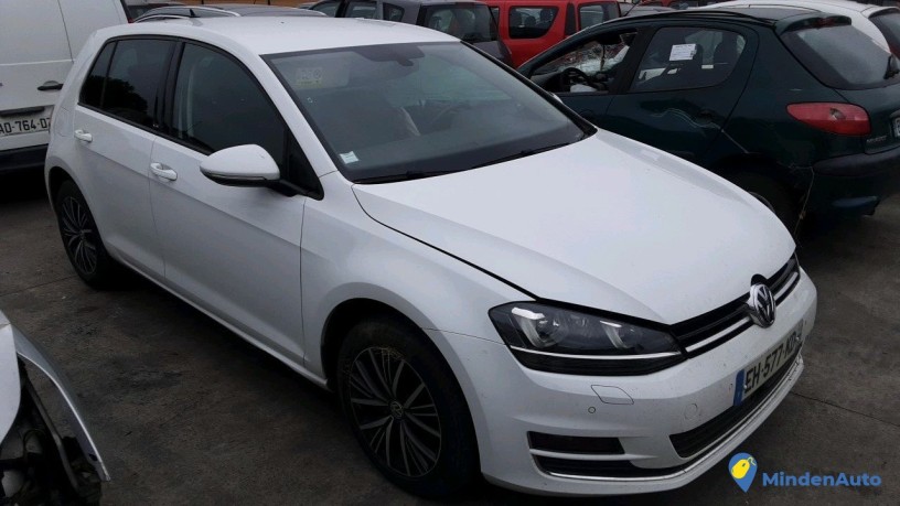 volkswagen-golf-eh-577-kd-big-0