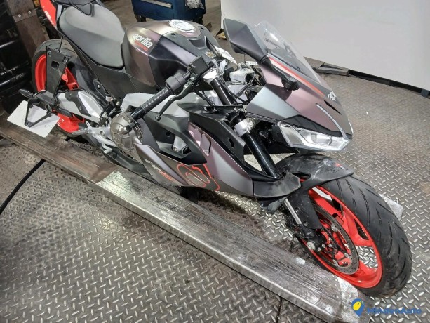 aprilia-rs-457-essence-big-3