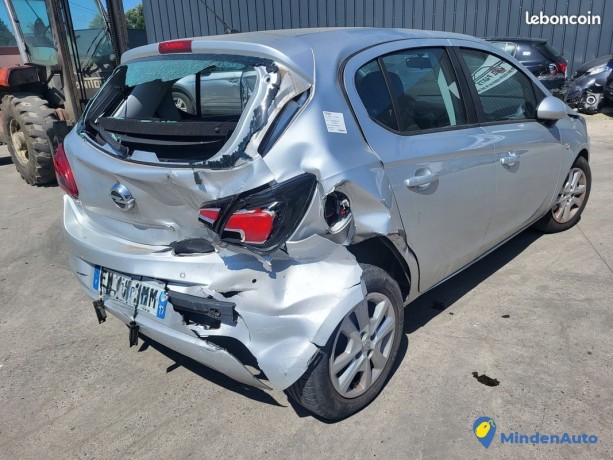 opel-corsa-13-cdti-ecotec-accidentee-big-1