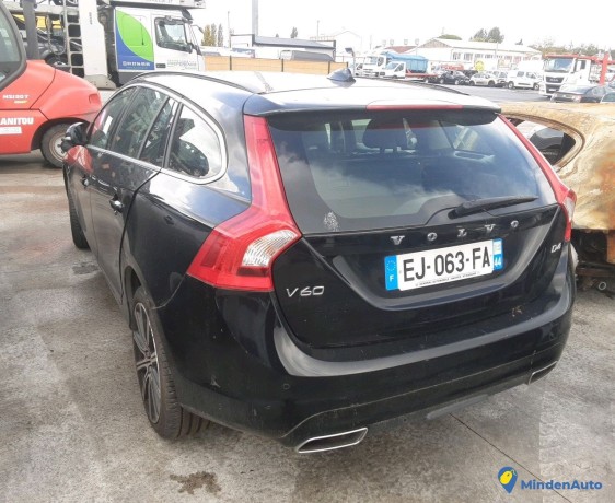 volvo-v60-ej-063-fa-big-2