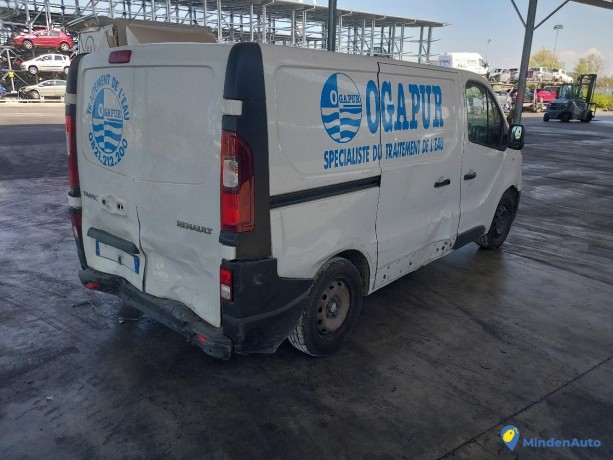 renault-trafic-iii-16-dci-125-gazole-big-3