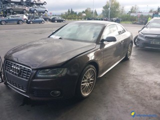 AUDI S5 QUATTRO 4.2 V8 FSI 355 - ESSENCE