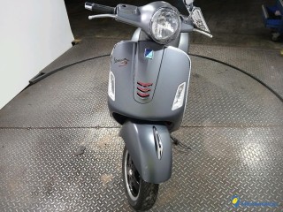 PIAGGIO GTS 300 - ESSENCE