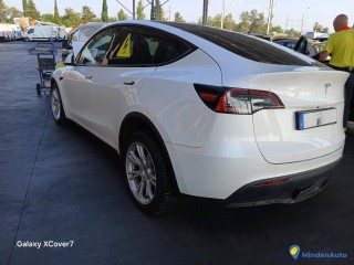 TESLA MODEL Y - ÉLECTRIQUE